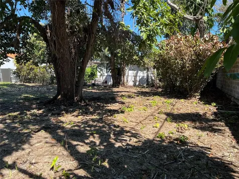 4420 SW 3rd Street Miami FL 33134