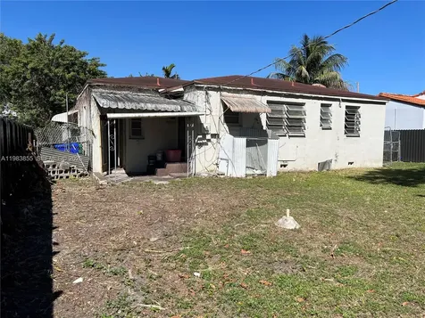 4420 SW 3rd Street Miami FL 33134