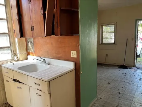 4420 SW 3rd Street Miami FL 33134