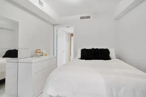 1800 S Ocean Drive Hallandale Beach FL 33009