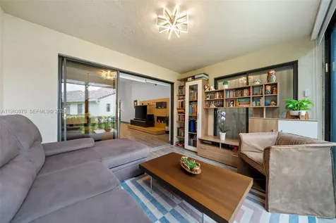 21244 Harbor Way Aventura FL 33180