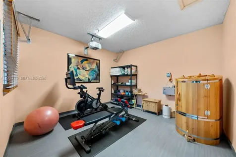 21244 Harbor Way Aventura FL 33180