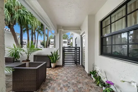 21244 Harbor Way Aventura FL 33180
