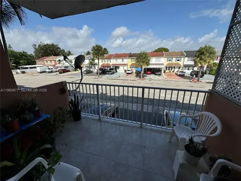 6850 W 16th Drive Hialeah FL 33014