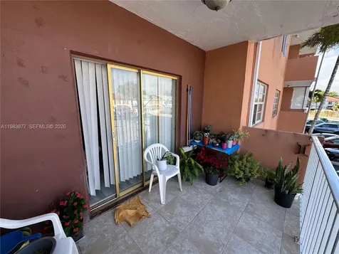 6850 W 16th Drive Hialeah FL 33014