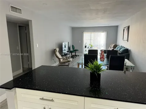 6850 W 16th Drive Hialeah FL 33014