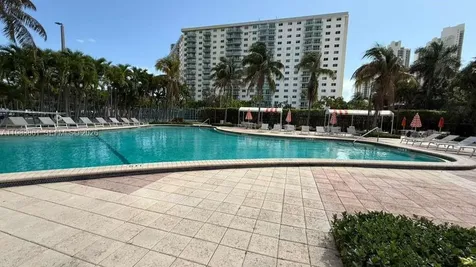 19380 Collins Avenue Sunny Isles Beach FL 33160