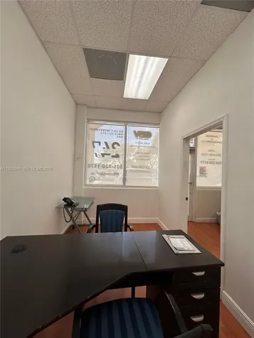 19300 W Dixie Highway Miami FL 33180