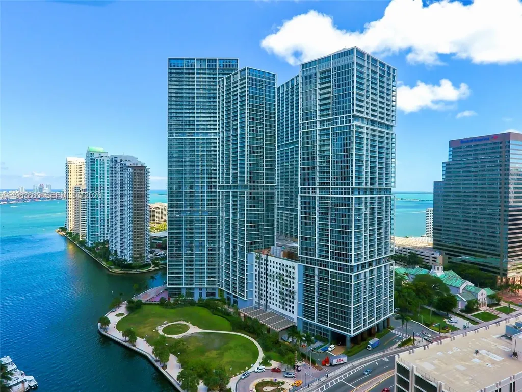 Miami FL 33131