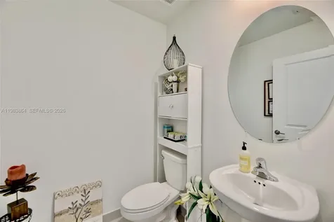 11887 NW 46th Street Coral Springs FL 33076