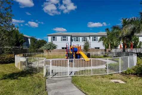 11887 NW 46th Street Coral Springs FL 33076