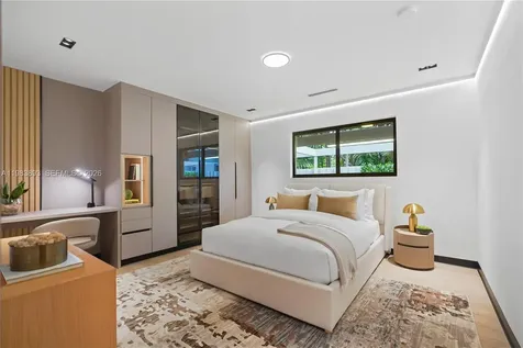 20020 NE 21st Court Miami FL 33179