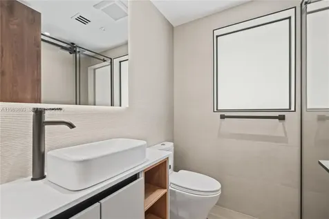 20020 NE 21st Court Miami FL 33179