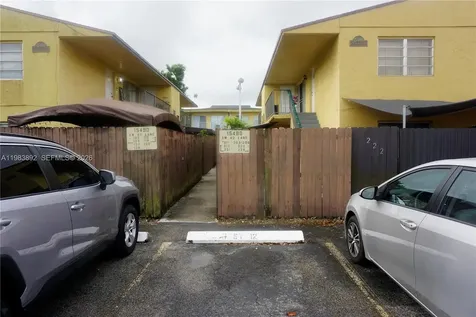 15480 SW 82nd Lane Miami FL 33193