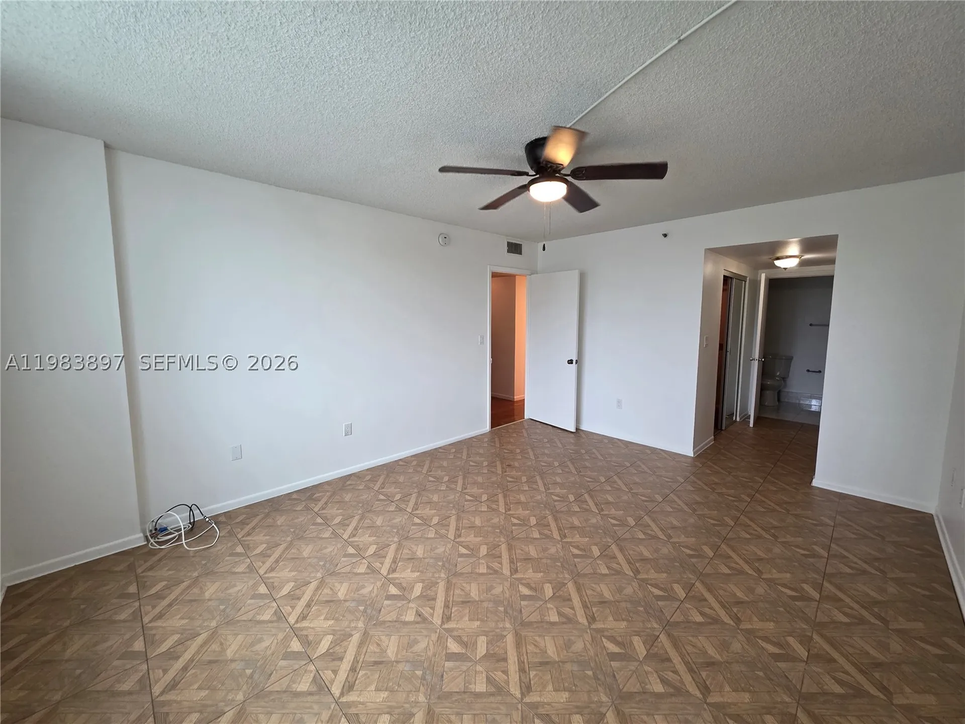 919 Hillcrest Drive Hollywood FL 33021
