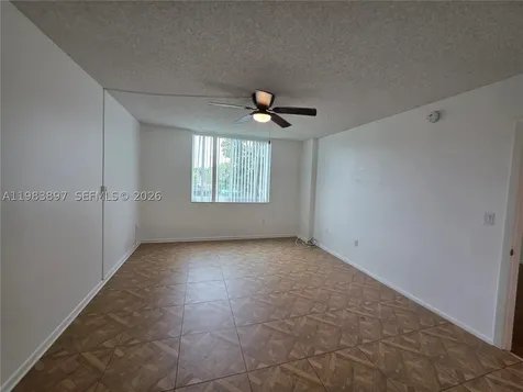 919 Hillcrest Drive Hollywood FL 33021
