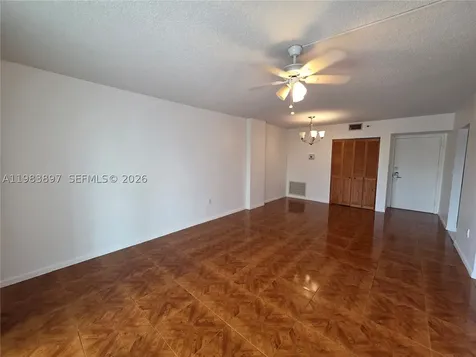 919 Hillcrest Drive Hollywood FL 33021
