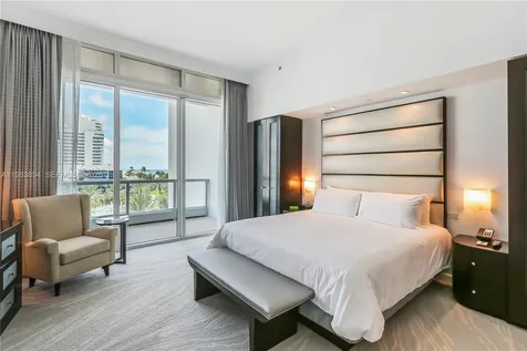4391 Collins Avenue Miami Beach FL 33140
