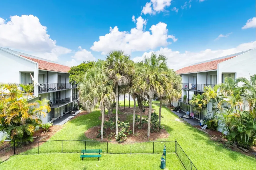 2930 Forest Hills Boulevard Coral Springs FL 33065