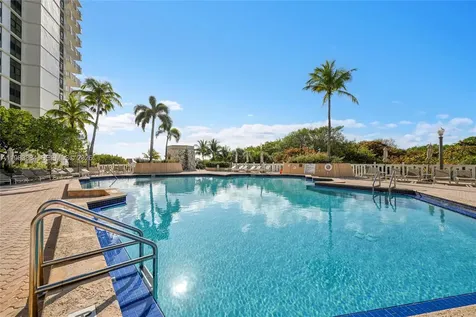 1111 Crandon Boulevard Key Biscayne FL 33149