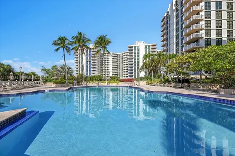 1111 Crandon Boulevard Key Biscayne FL 33149