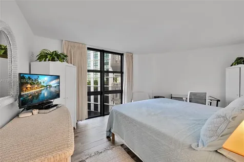 1111 Crandon Boulevard Key Biscayne FL 33149