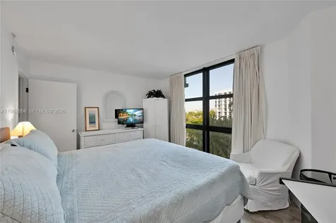 1111 Crandon Boulevard Key Biscayne FL 33149