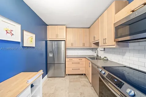 20335 W Country Club Drive Aventura FL 33180