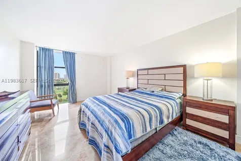 20335 W Country Club Drive Aventura FL 33180