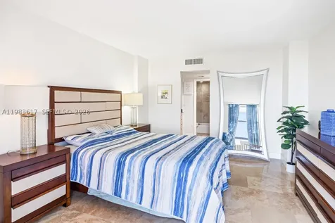 20335 W Country Club Drive Aventura FL 33180