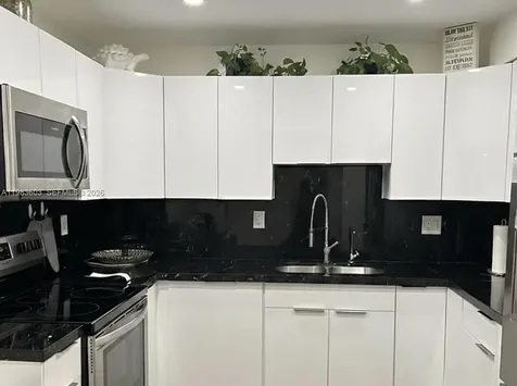 2450 NE 135th Street North Miami FL 33181
