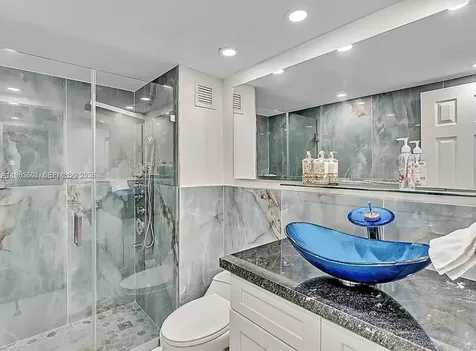 2450 NE 135th Street North Miami FL 33181