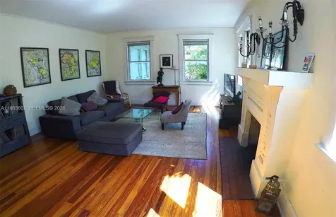 2000 S Miami Avenue Miami FL 33129