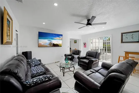 2122 SW 58th Avenue Miami FL 33155