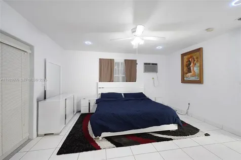 2122 SW 58th Avenue Miami FL 33155