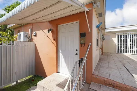 2122 SW 58th Avenue Miami FL 33155