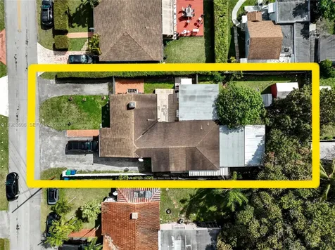 2122 SW 58th Avenue Miami FL 33155