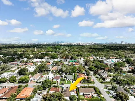 2122 SW 58th Avenue Miami FL 33155