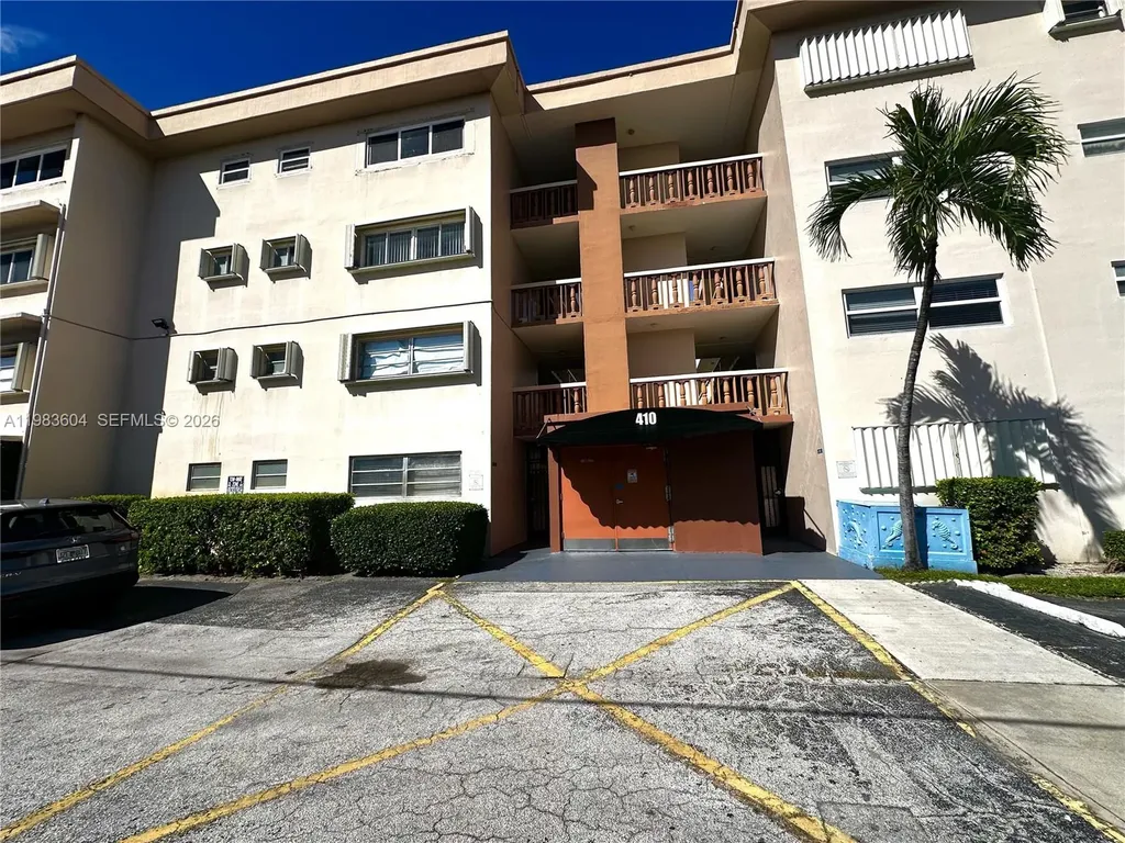 410 SE 2nd Street Hallandale Beach FL 33009