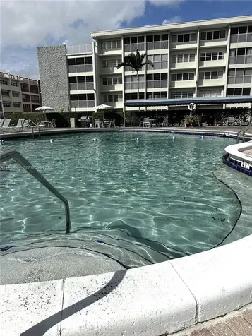 410 SE 2nd Street Hallandale Beach FL 33009
