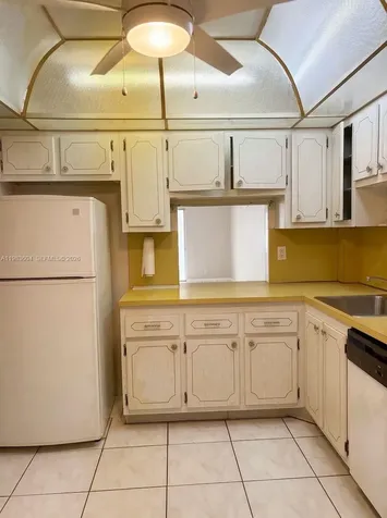 410 SE 2nd Street Hallandale Beach FL 33009