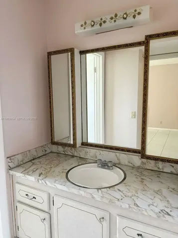 410 SE 2nd Street Hallandale Beach FL 33009