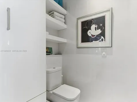100 Lincoln Road Miami Beach FL 33139