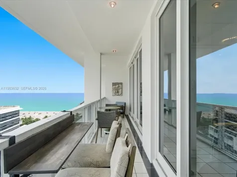 100 Lincoln Road Miami Beach FL 33139
