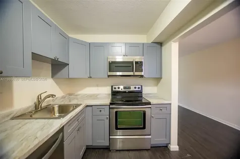 4803 NW 9th Drive Plantation FL 33317