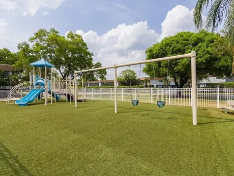 4803 NW 9th Drive Plantation FL 33317