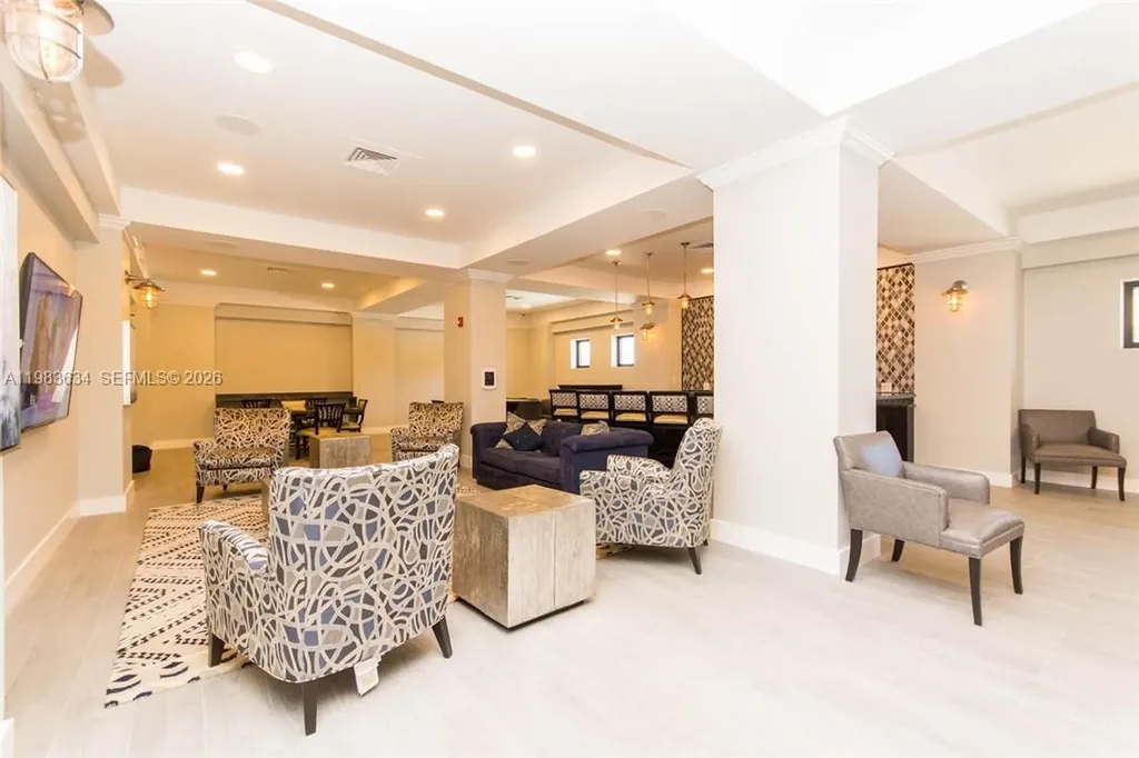2501 S Ocean Drive Hollywood FL 33019