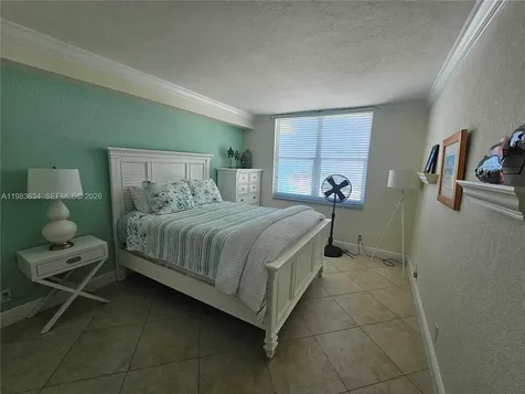 2501 S Ocean Drive Hollywood FL 33019