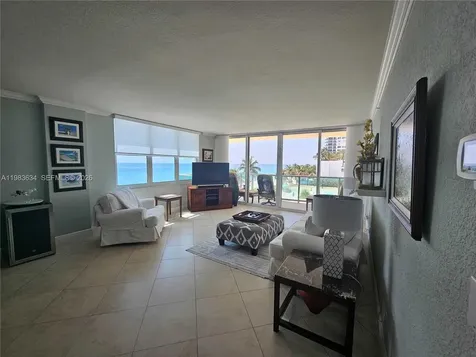 2501 S Ocean Drive Hollywood FL 33019