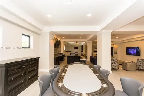 2501 S Ocean Drive Hollywood FL 33019